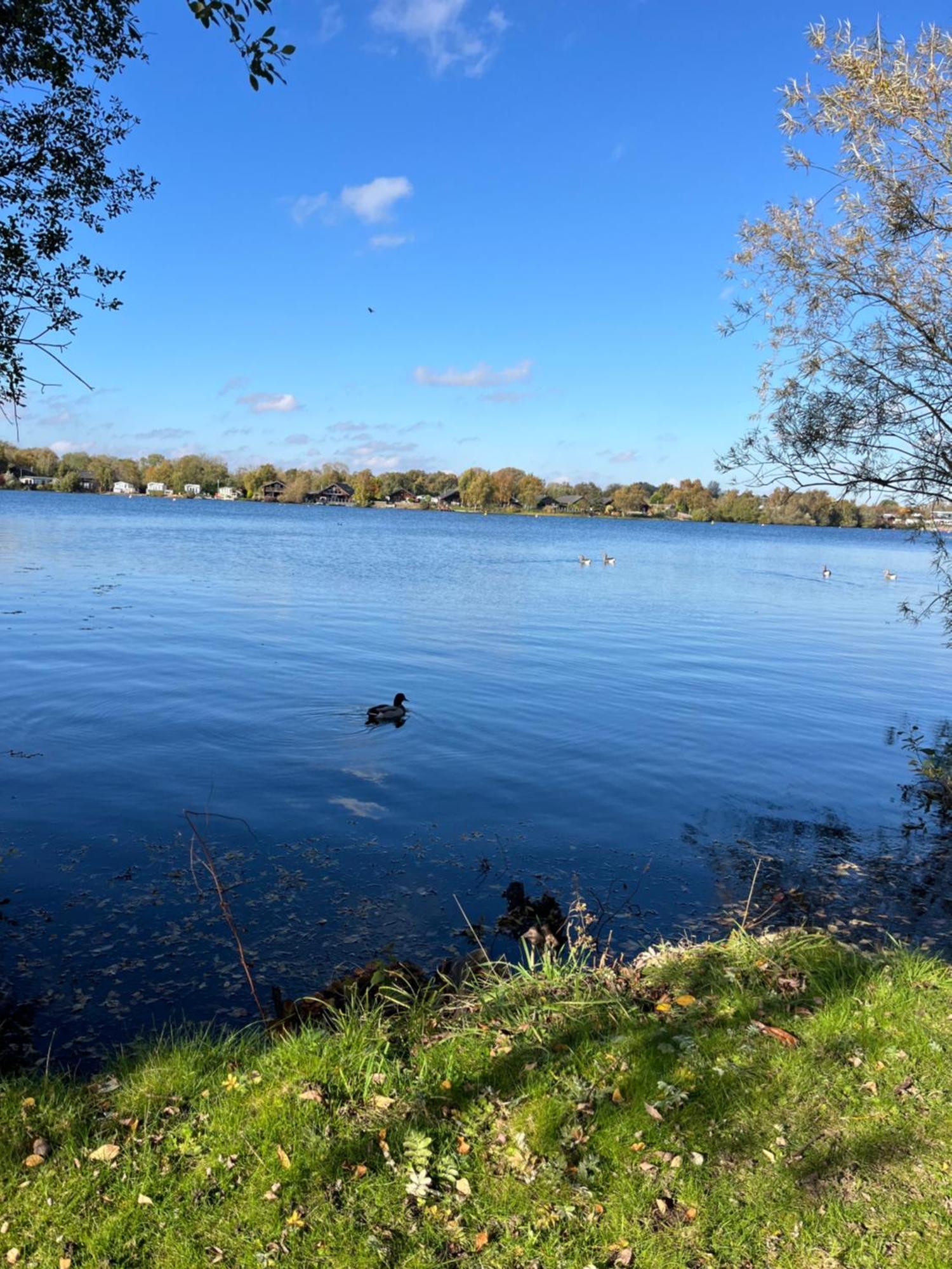 Calypso Hot Tub Breaks Tattershall Lakes Pet Friendly 外观 照片